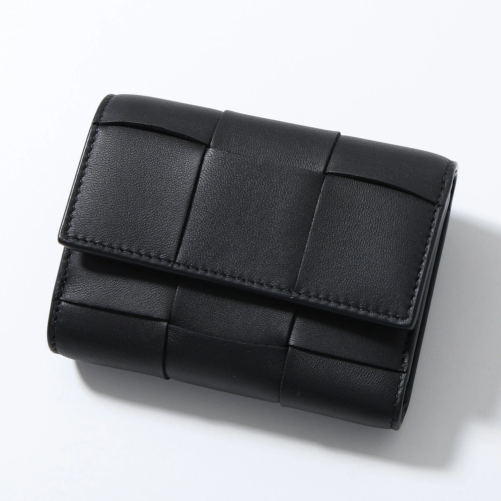 Bottega Veneta Intrecciato Maxi Leather fold Wallet Tri Black